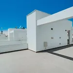 In Style In Modern 3 Bedroom Near Nissi & Square Βίλα