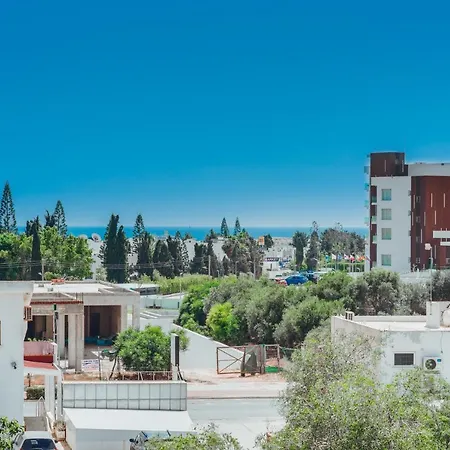In Style In Modern 3 Bedroom Near Nissi & Square וילה *