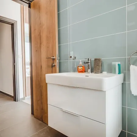 וילה In Style In Modern 3 Bedroom Near Nissi & Square *