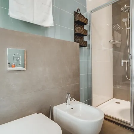 In Style In Modern 3 Bedroom Near Nissi & Square *