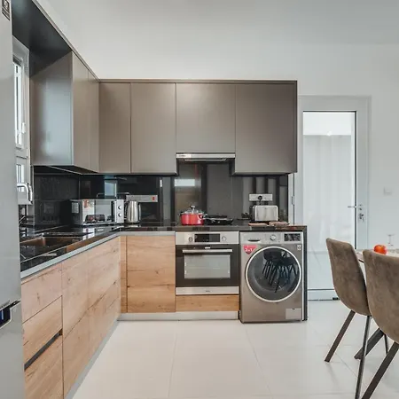 Βίλα In Style In Modern 3 Bedroom Near Nissi & Square *